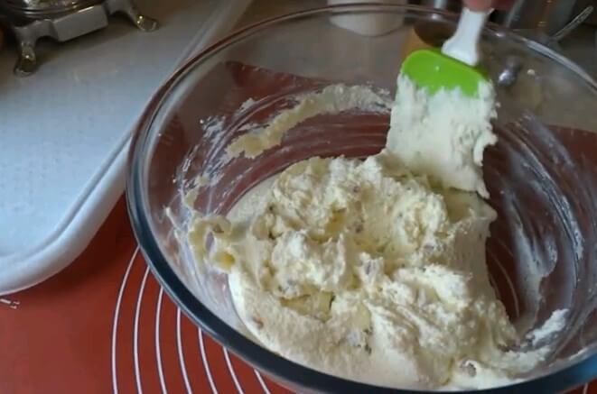 Творожная запеканка с манкой в духовке: 3 пошаговых рецепта пышной запеканки из творога