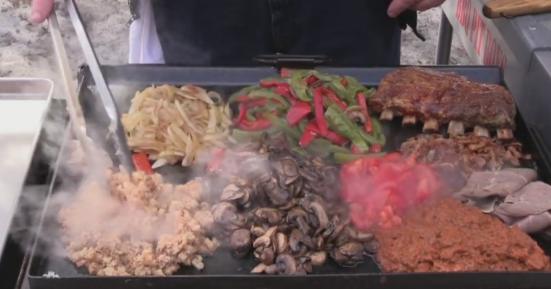 Абсолютно новый рецепт аппетитных мясных рулетов. Отличная идея для гриля!