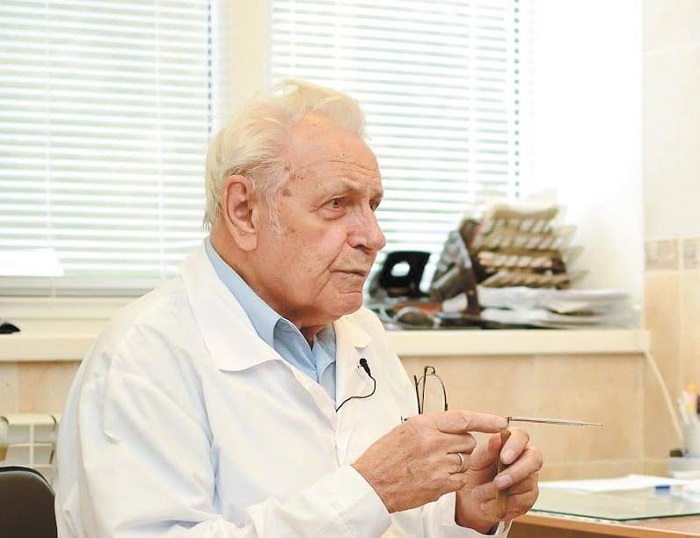 Доктор медицинских наук Иван Неумывакин: «Сто раз говорил и еще повторю! Любые кожные заболевания лечатся, если…»