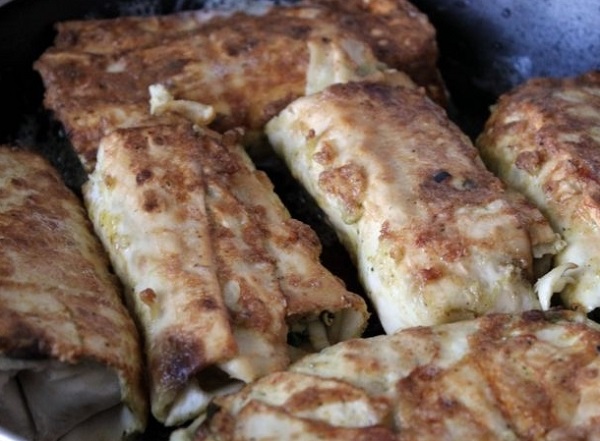 Лаваш с яйцом и луком