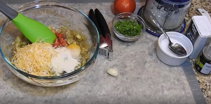 Как приготовить котлеты из баклажанов: ароматное и очень сытное блюдо.